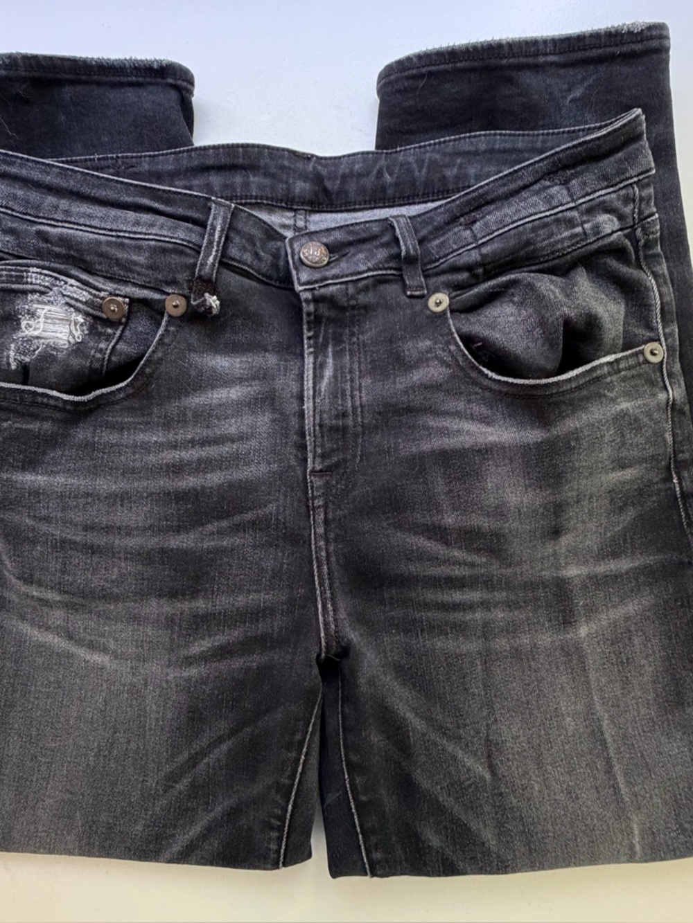 R13 Distressed Crop Jeans black